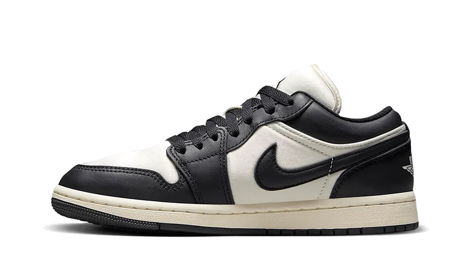 Air Jordan 1 Low SE Vintage Panda