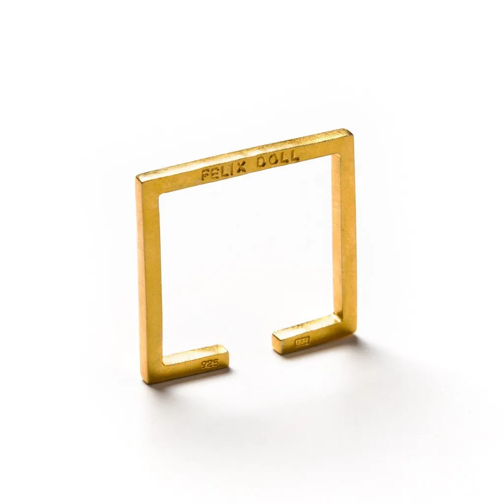 B 216 - Slim Square Ring