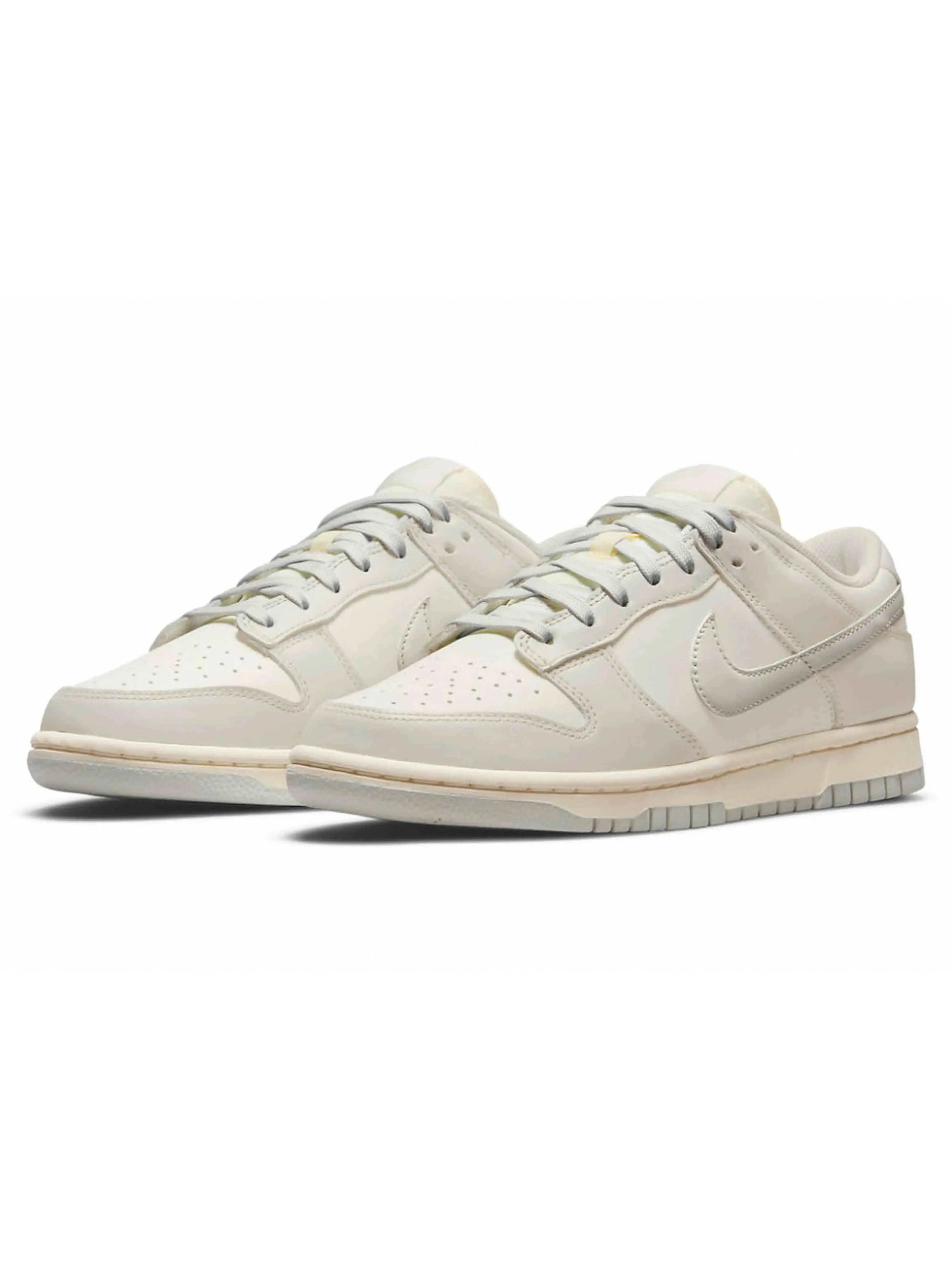 Nike Dunk Low Sail Light Bone (Women's)