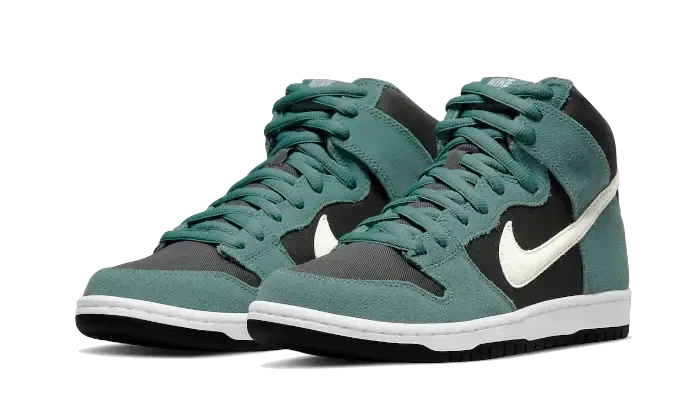 Nike Nike SB Dunk High Green Suede